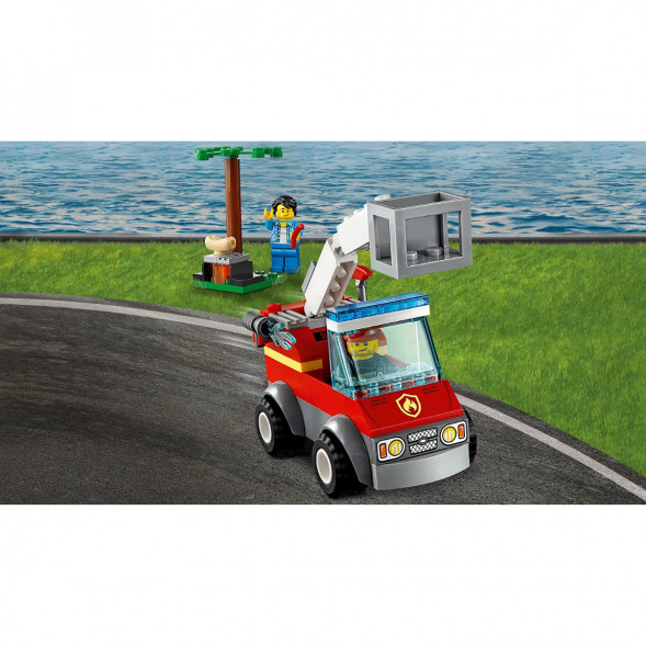 Конструктор LEGO City Fire 60212 Пожар на пикнике в Архангельске