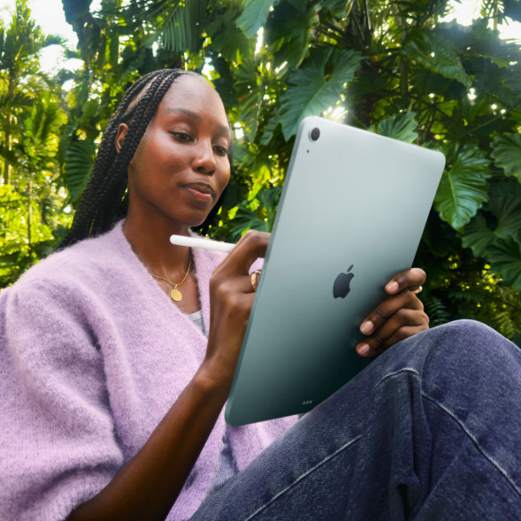 Планшет Apple iPad Air 13 (2026) 256GB Wi-Fi, Серый в Архангельске